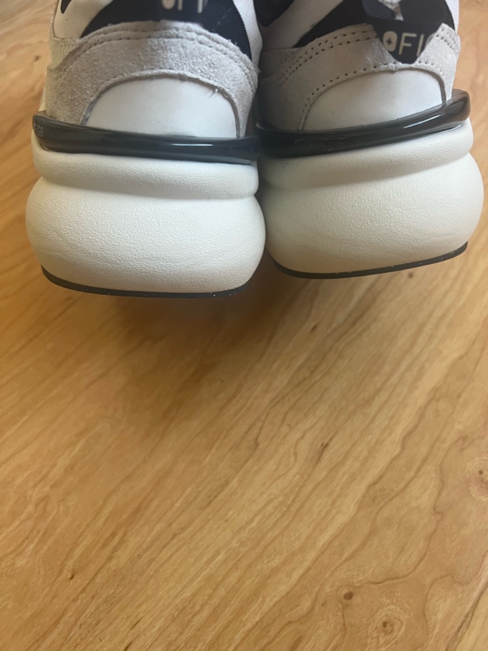 New Balance White and Black FIGS 3447 - Picture 5 of 7